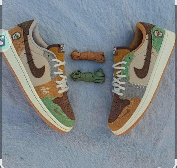 Sneakers en cuir colorés