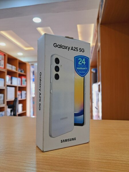 Brand New Silver colour Samsung Galaxy A25 256GB