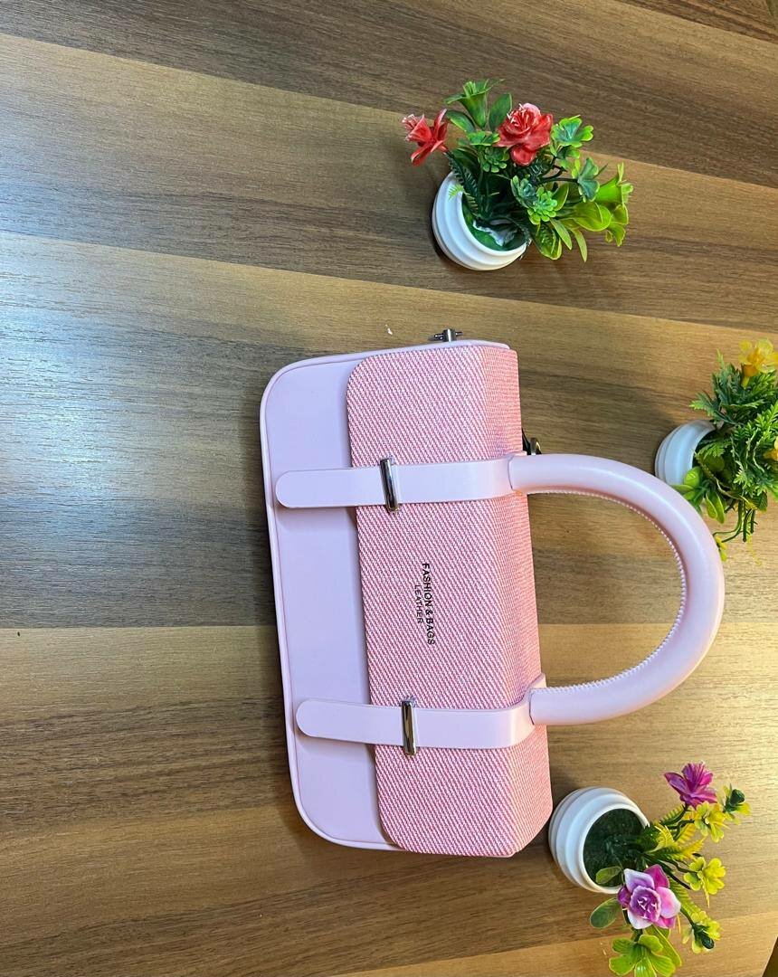 Sac à main bleu élégant