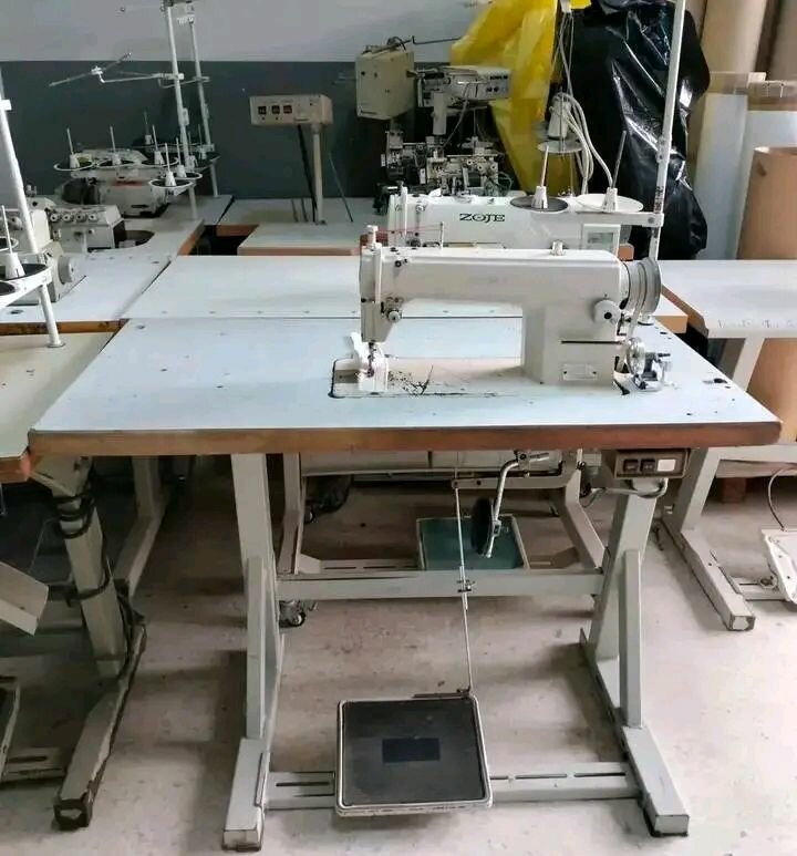 Machine à coudre industrielle robuste