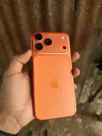 iPhone Orange