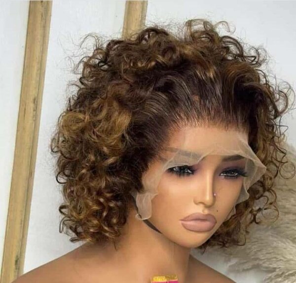 Perruque pixie