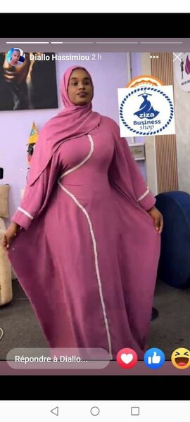 Robe en Dentelle Élegante