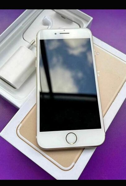 Smartphone iPhone gold neuf