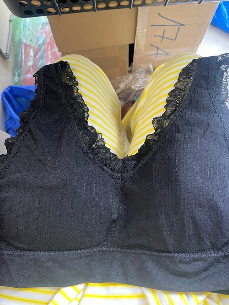 Soutien-gorge sans armature dentelle