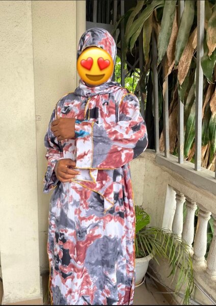 Habaya imprimée moderne