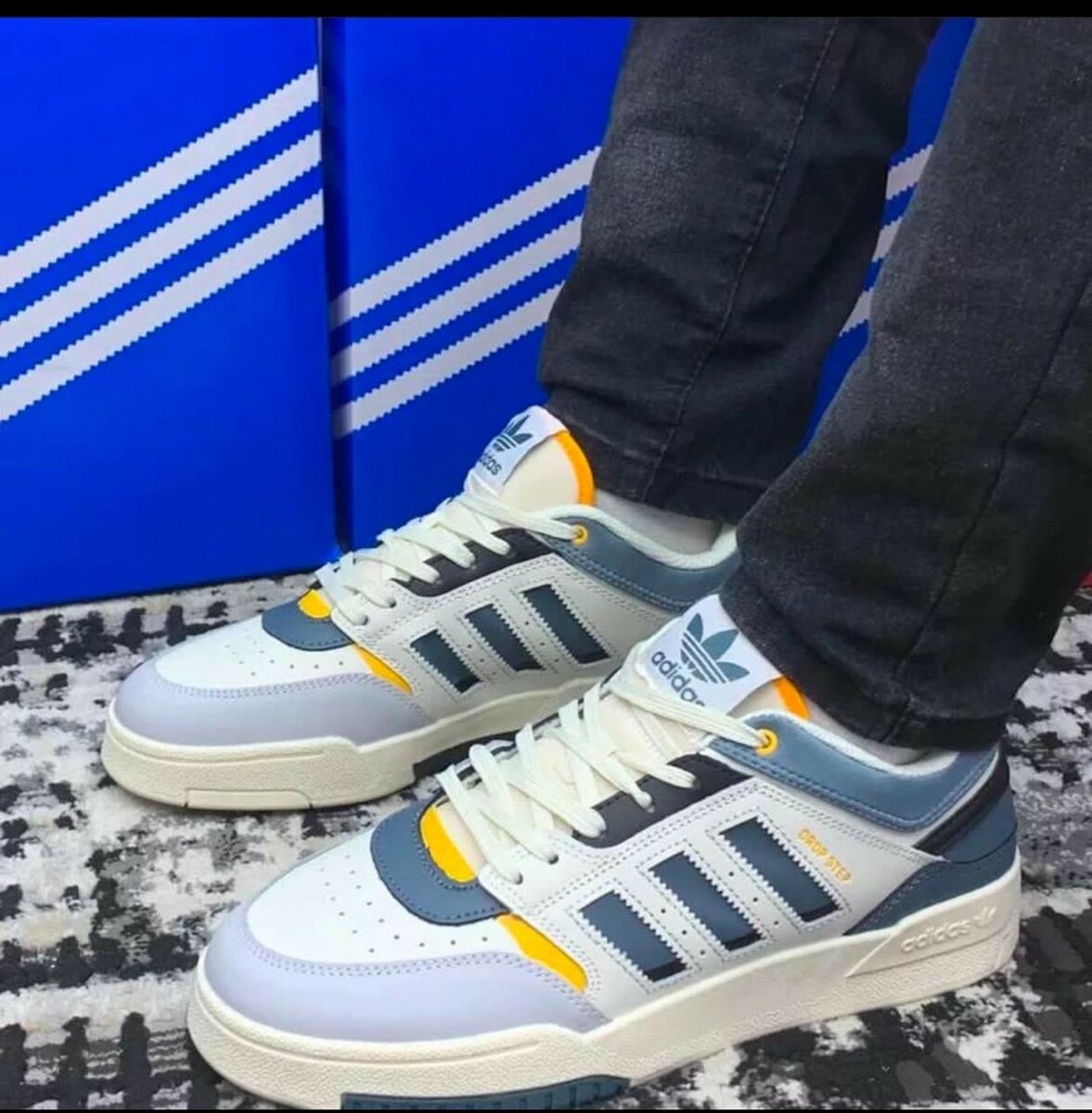 ADIDAS DROP STEP