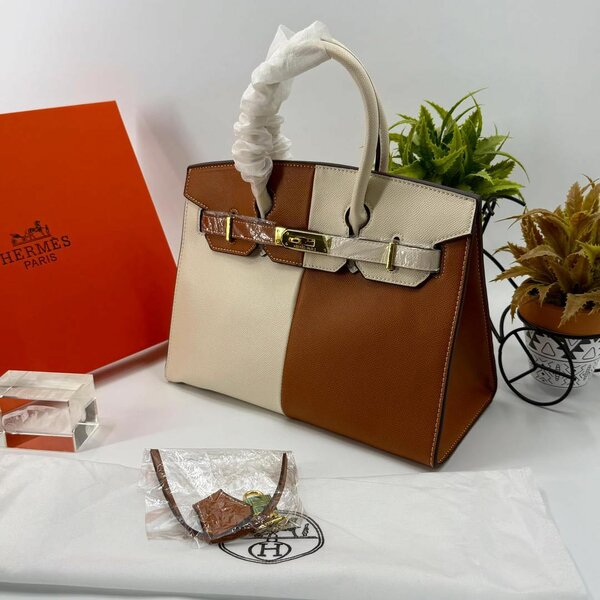 HERMÈS BAG