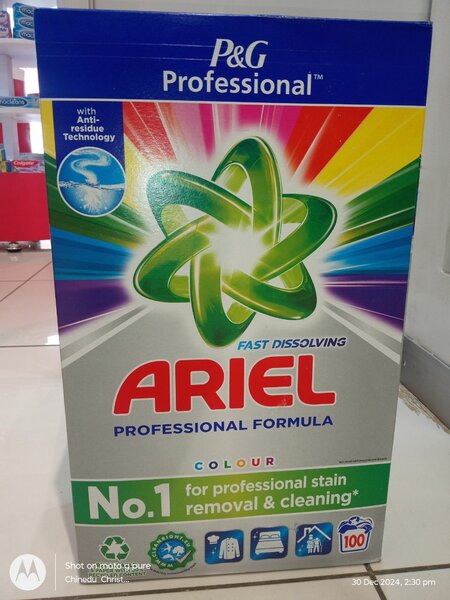 Ariel professional formula colour protect washing powder
