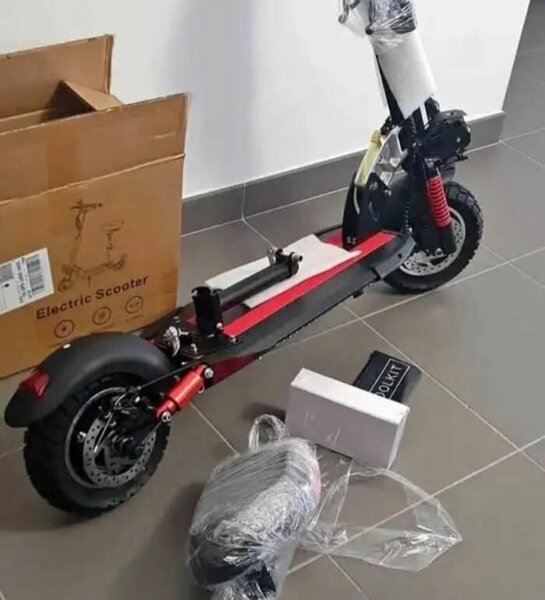 Trottinette électrique pliable