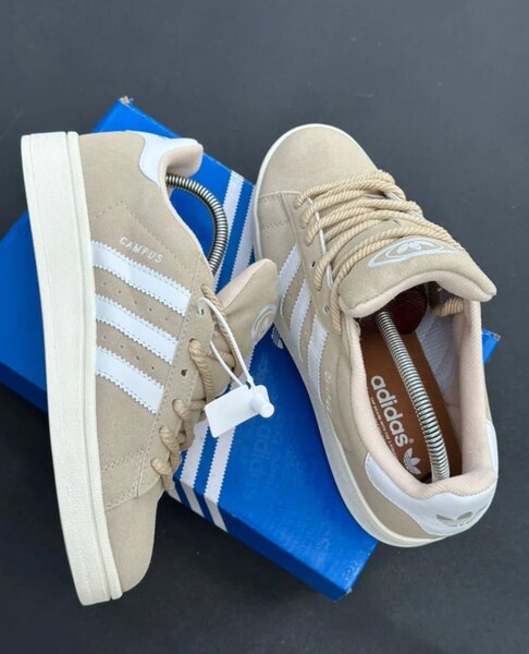 Adidas Campus Sneakers Beige