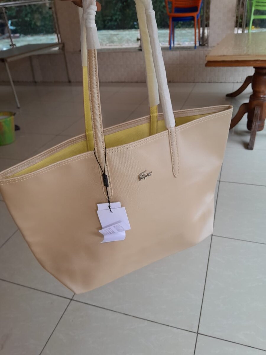 Sac shopping élégant en cuir