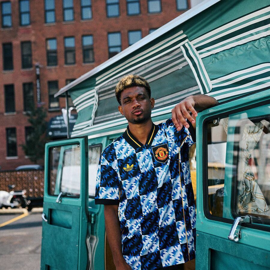 Maillot rétro collector ManU