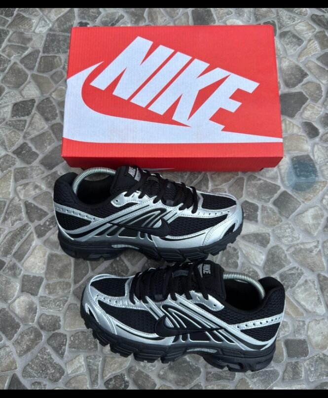 Nike Sneakers Noir et Argent