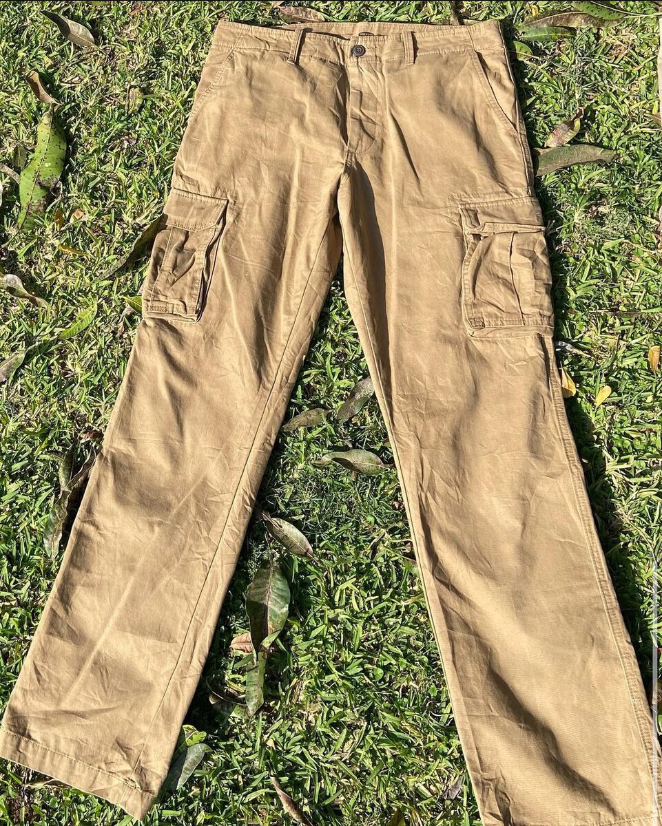 Cargo pants large