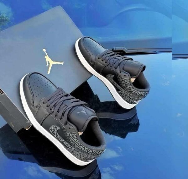 Jordan One Low