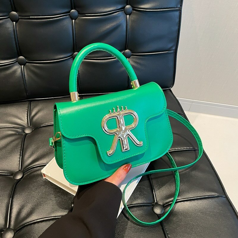 Stylish and fashionable women's bag green