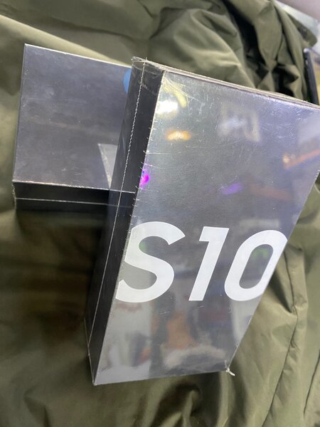 Samsung S10