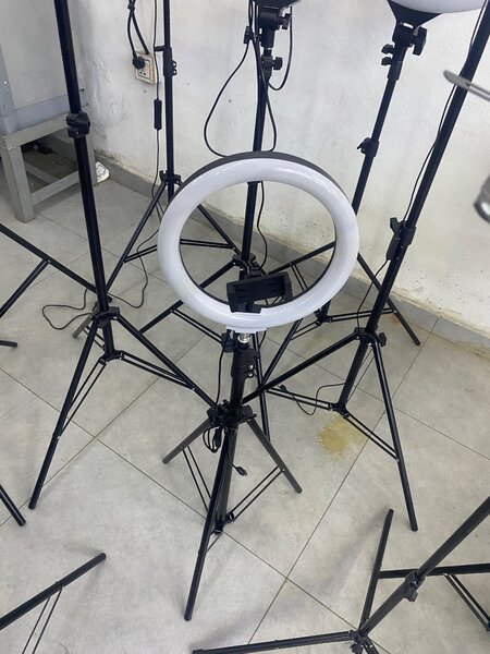 Anneau lumineux avec trépied