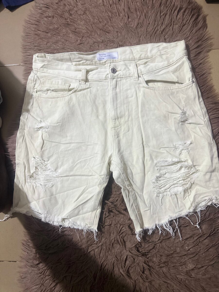 Shorts déchirés mode