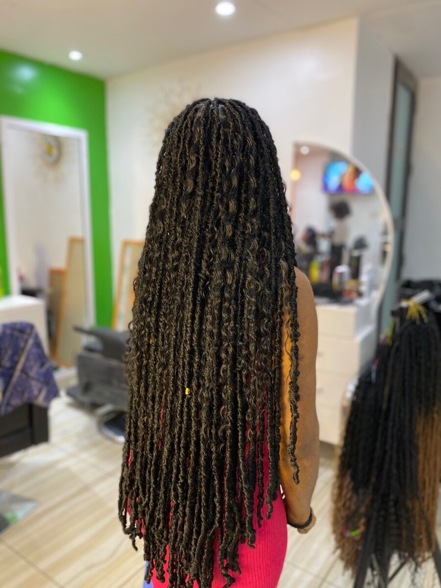 Tresses longues en mèches torsadées