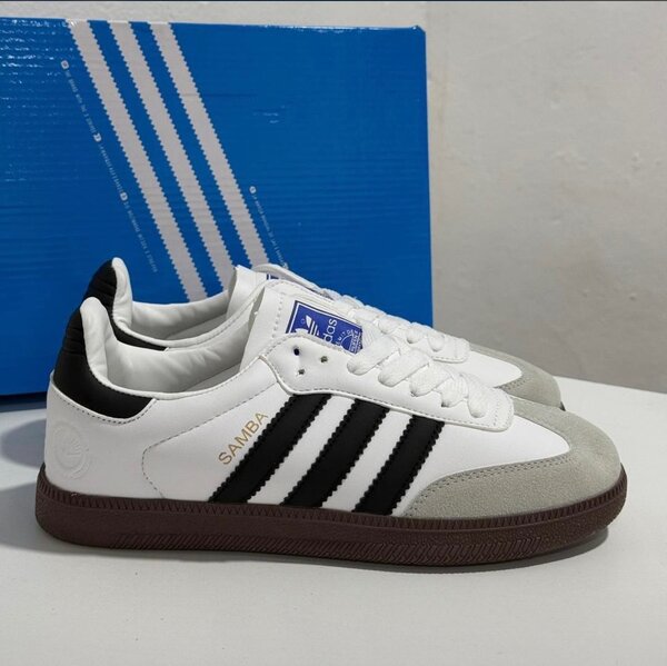 Samba sneakers