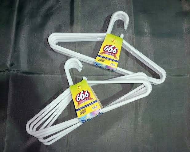 Champion Brand Hanger 666
