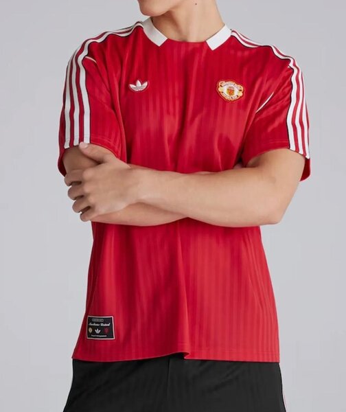 Maillot de foot rouge