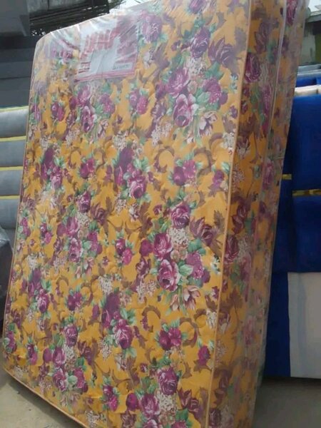 Matelas à Fleurs Confort