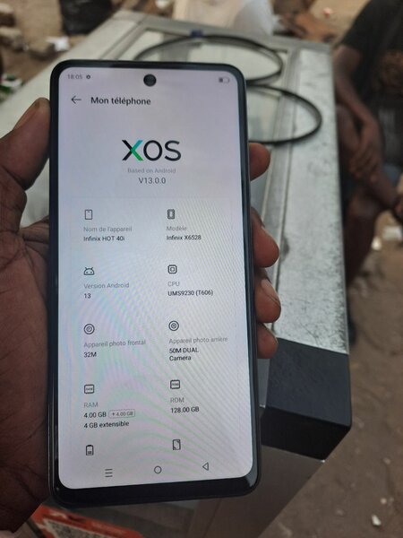 Infinix Hot 40i 128gb/4+4gb ram