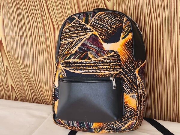 Sac à dos en pagne