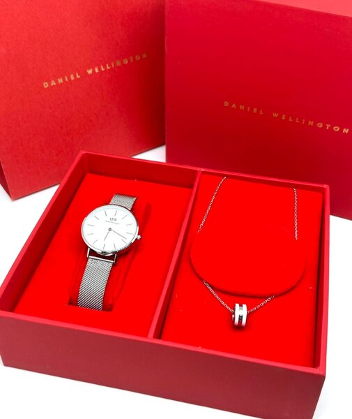 Coffret Montre et Collier Daniel Wellington