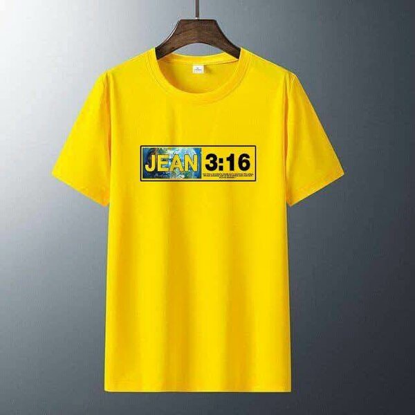 T-shirts religieux colorés