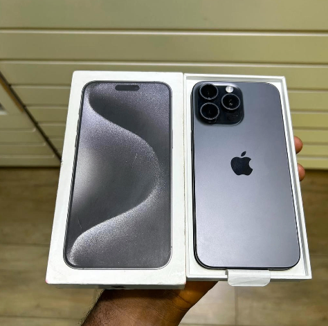 Pre-owned iPhone 15pro max fully functional 256gb