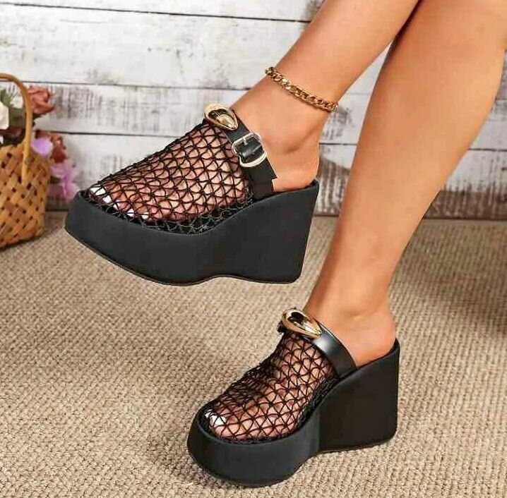 Chaussures compensées en filet