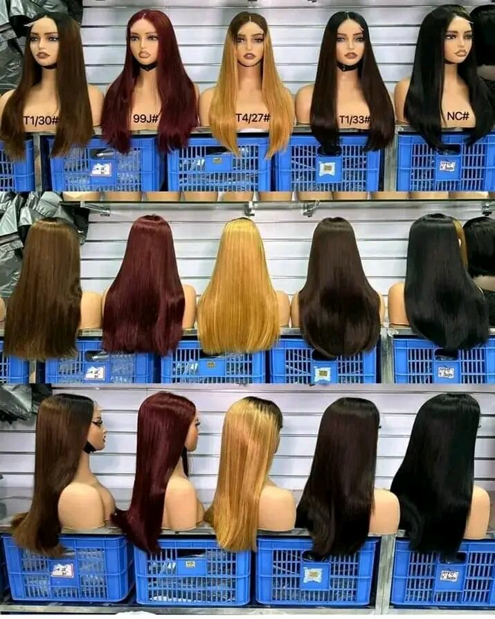 Perruques longues synthétiques colorées