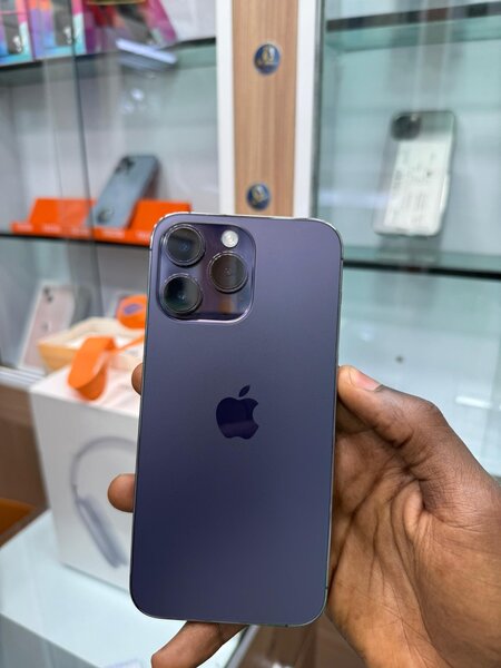 iPhone 14pro Max 256Go tout pa