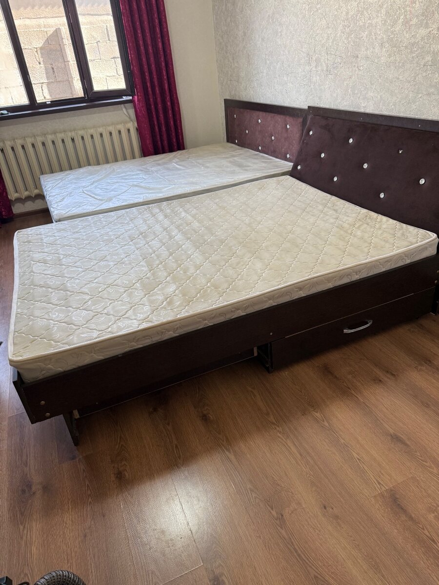Кровать двухспальная