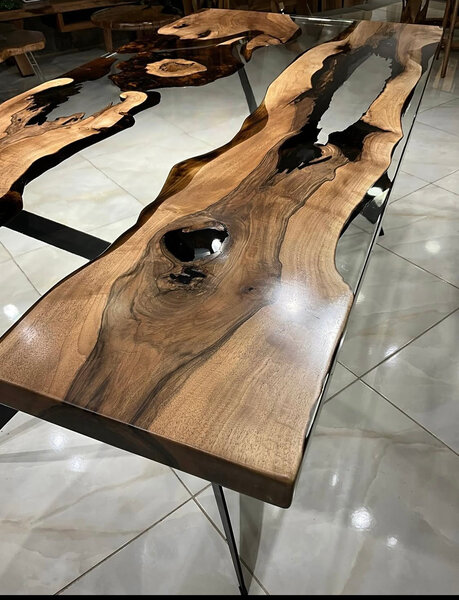Table en bois massif design