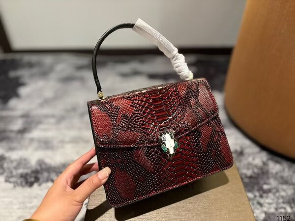 Sac en cuir serpent luxe