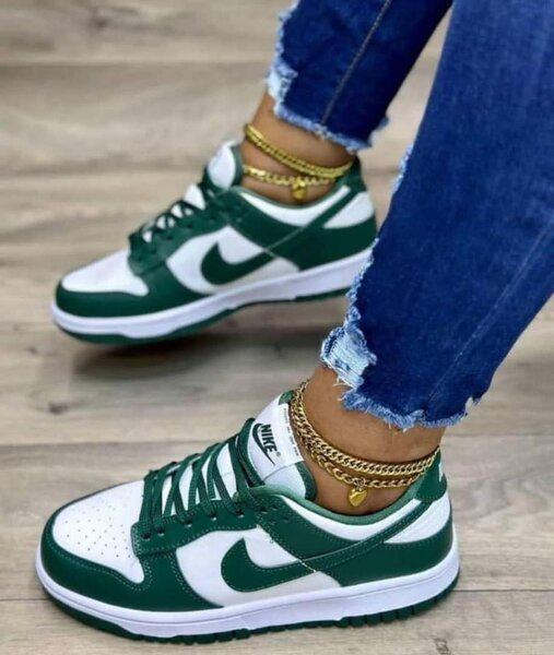 Low cut Nike Jordans