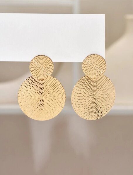 Round drop earrings