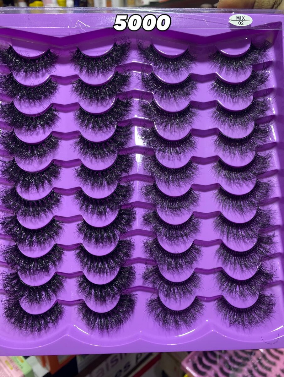 Voluminous Faux Lashes Set