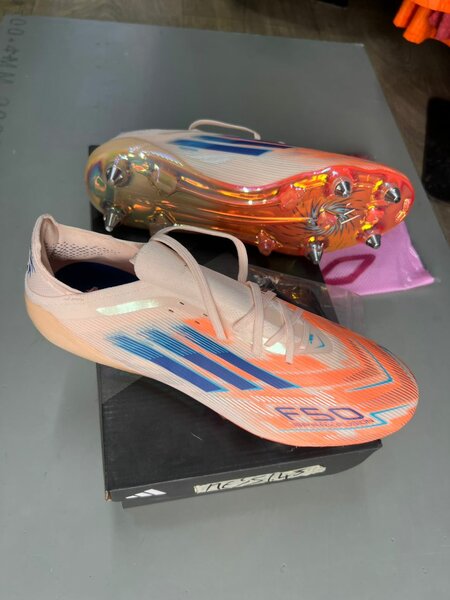 Chaussures de Foot F50 Agile
