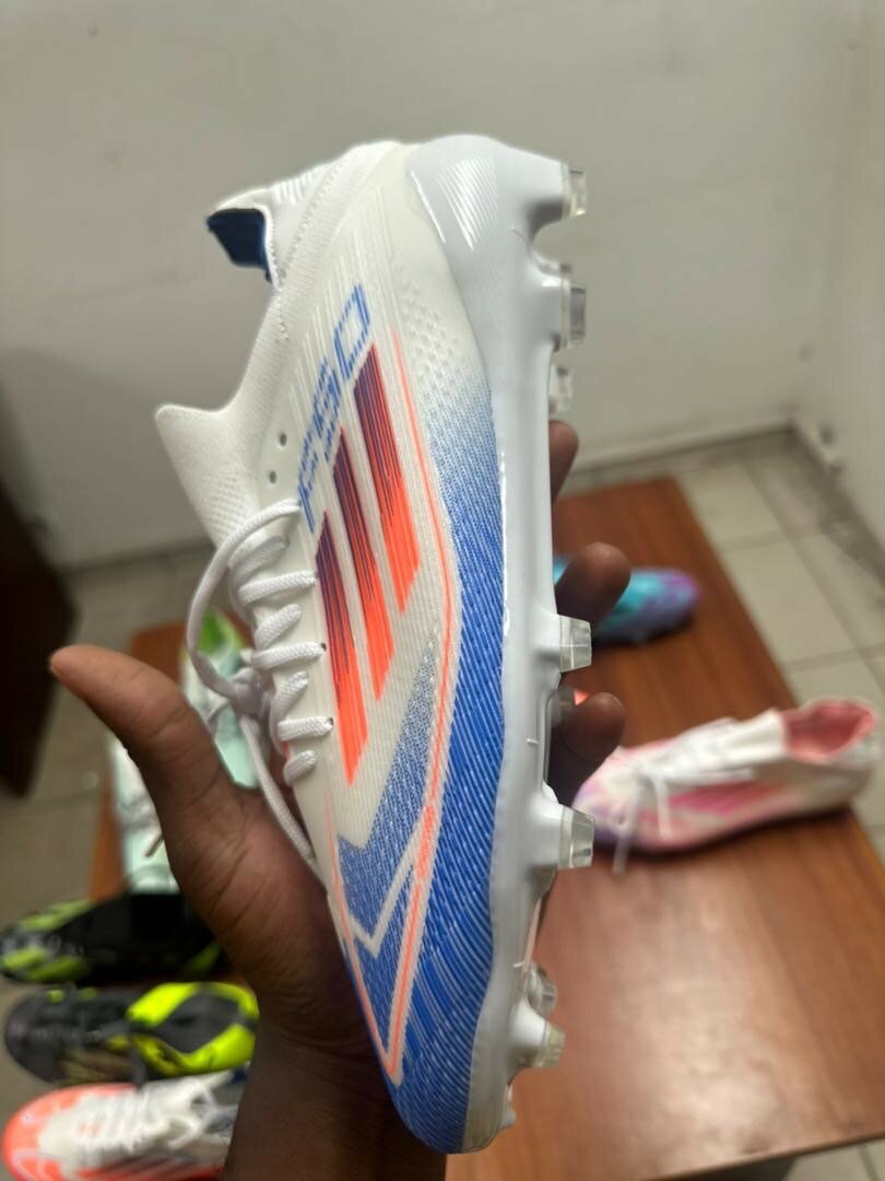 Chaussures de Foot Performances