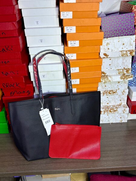 Sac à main Lacoste élégant