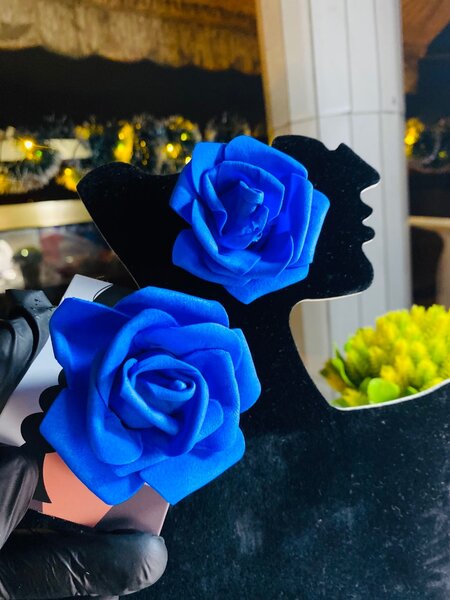 Boucles doreilles À fleur