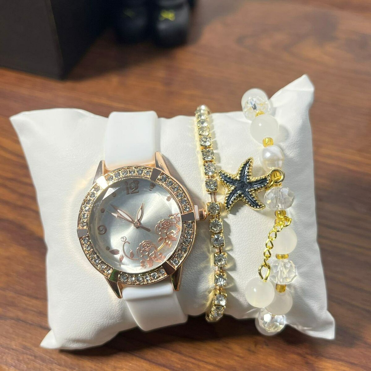 Watch and bracelet