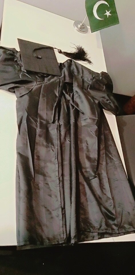 KIDS GRADUATION GOWN CAP