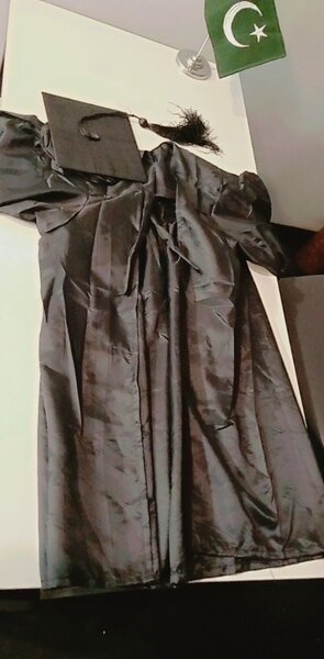 KIDS GRADUATION GOWN CAP